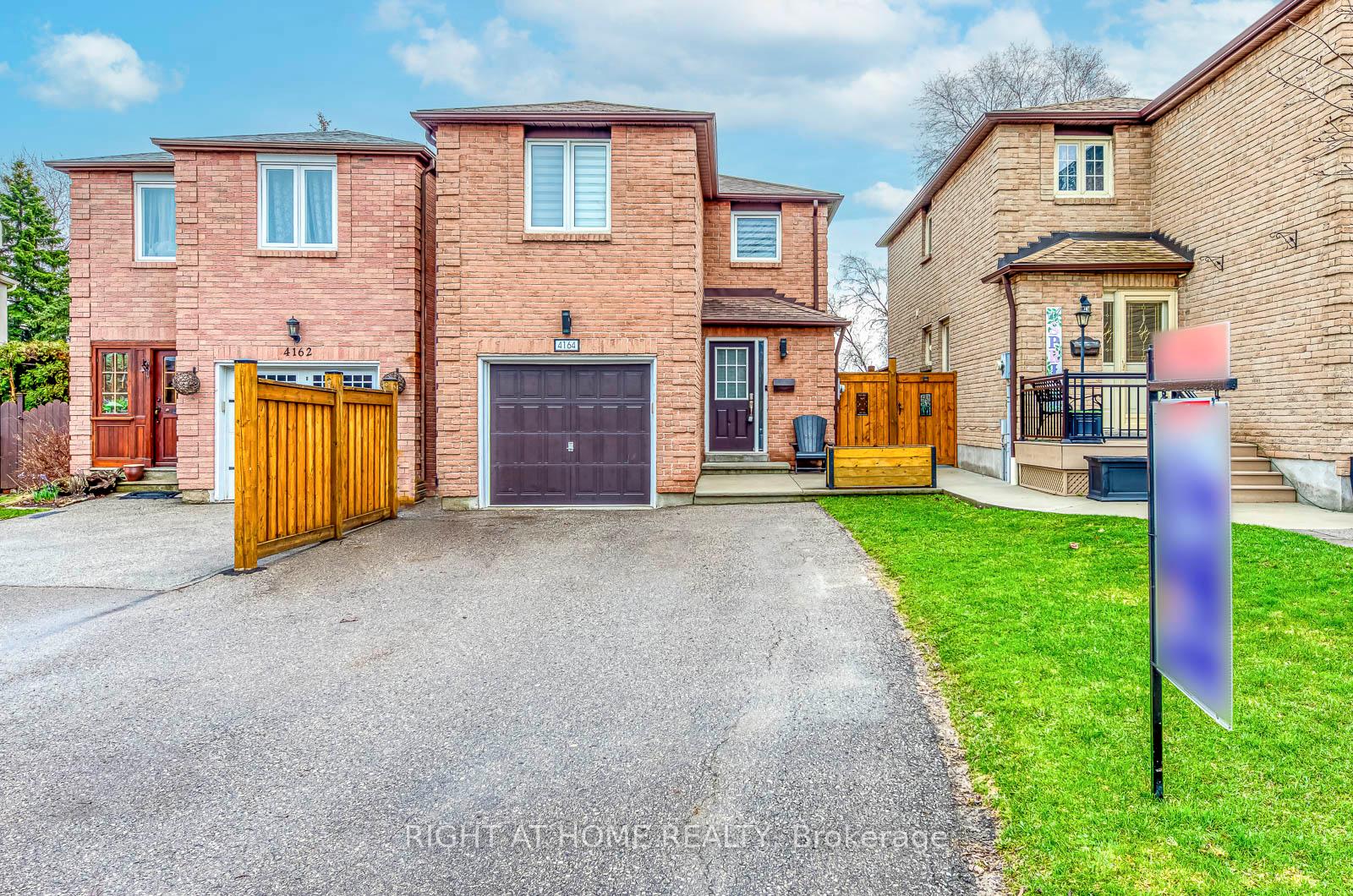 4164 Forest Fire Crescent, Mississauga, On L4w 3p5