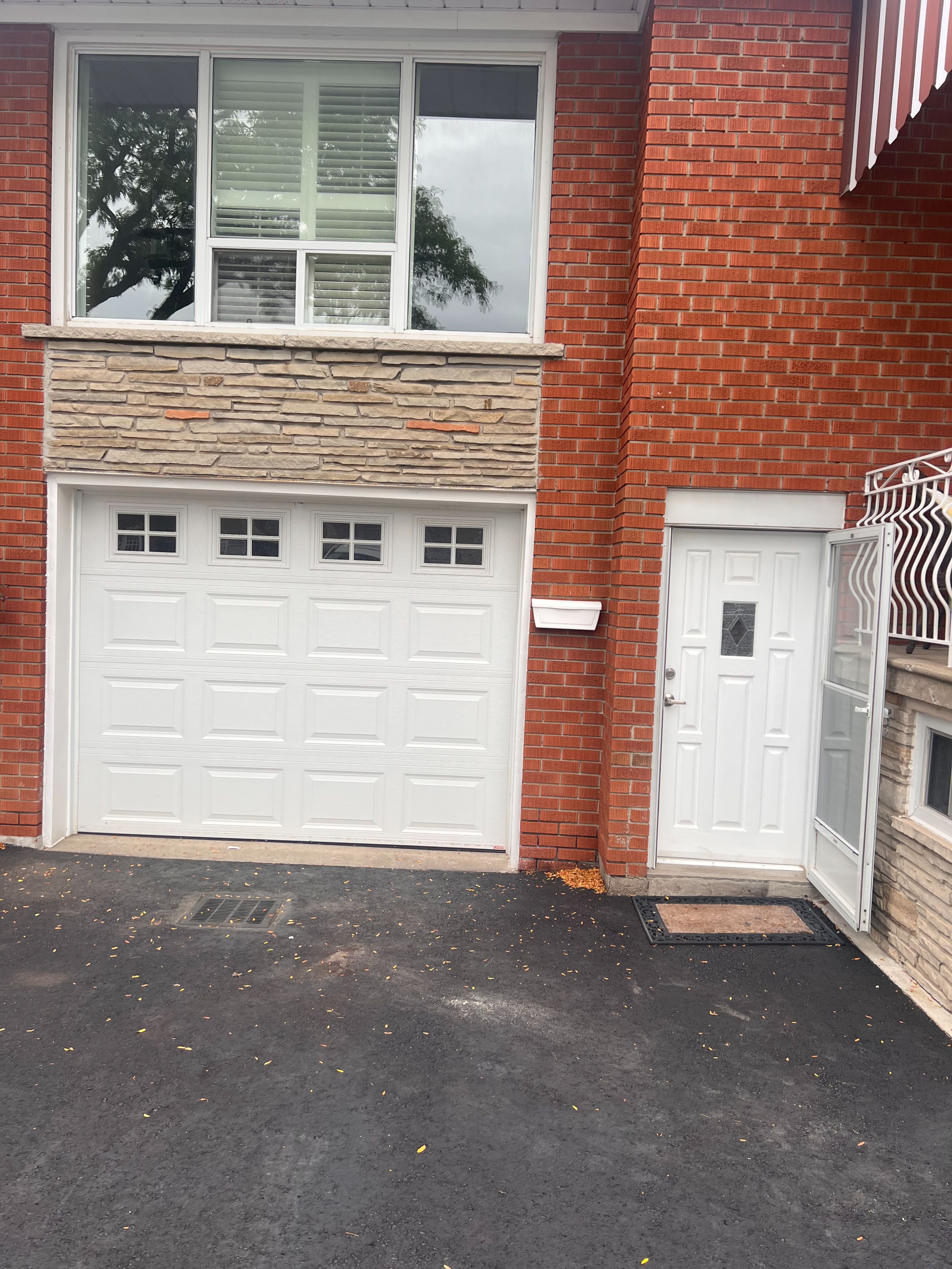 57 Starview Drive, Toronto, On M9m 1k7