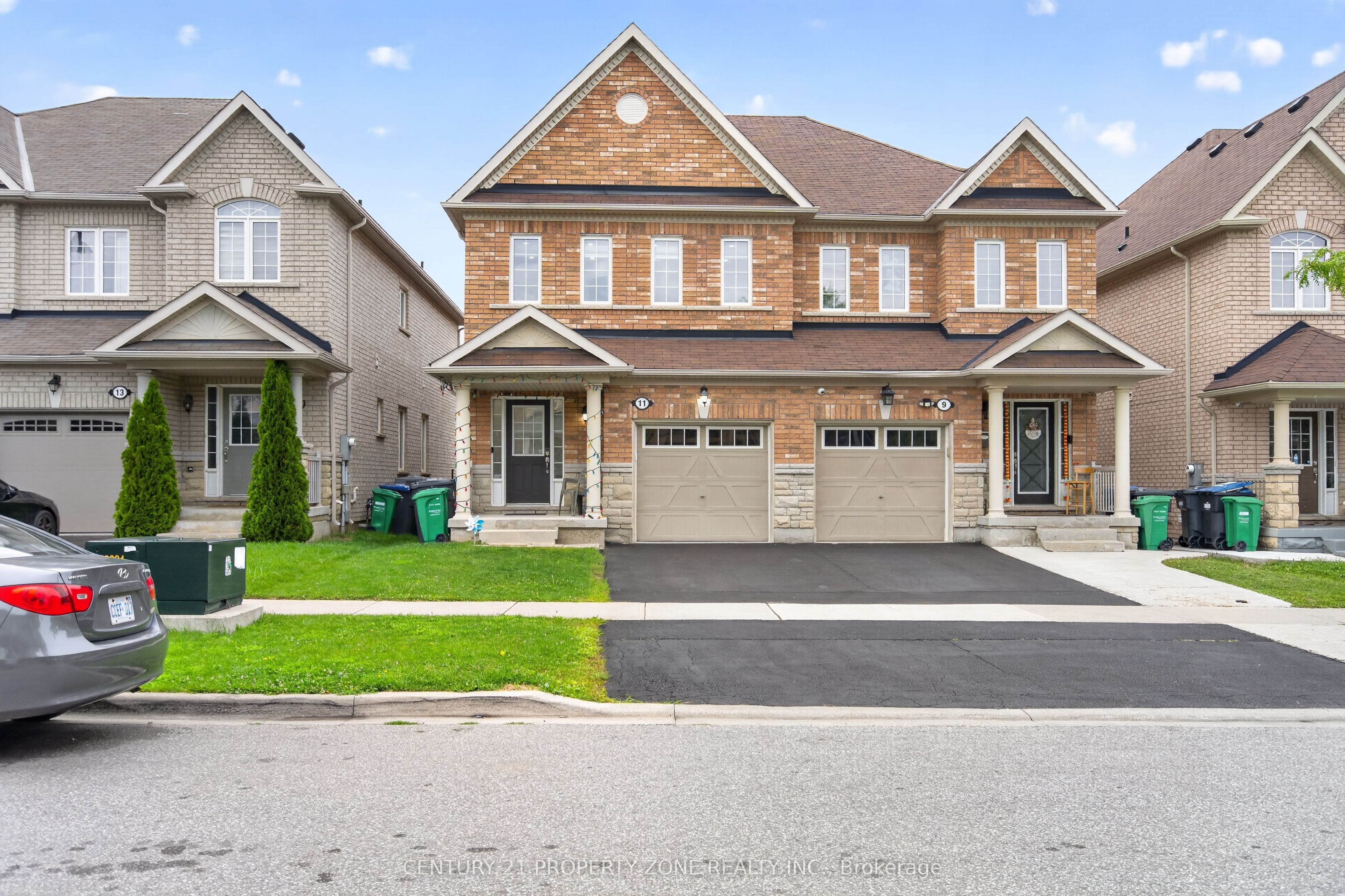 11 Selsdon Street, Brampton, On L6x 3e3