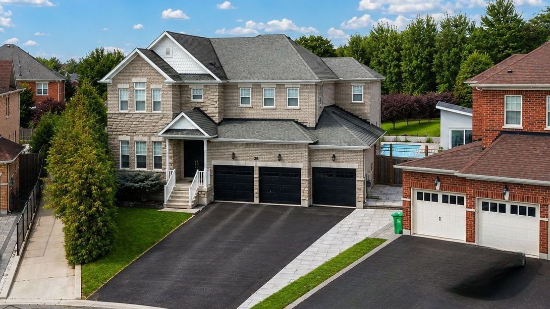 28 Billy Court, Caledon, On L7c 3x3