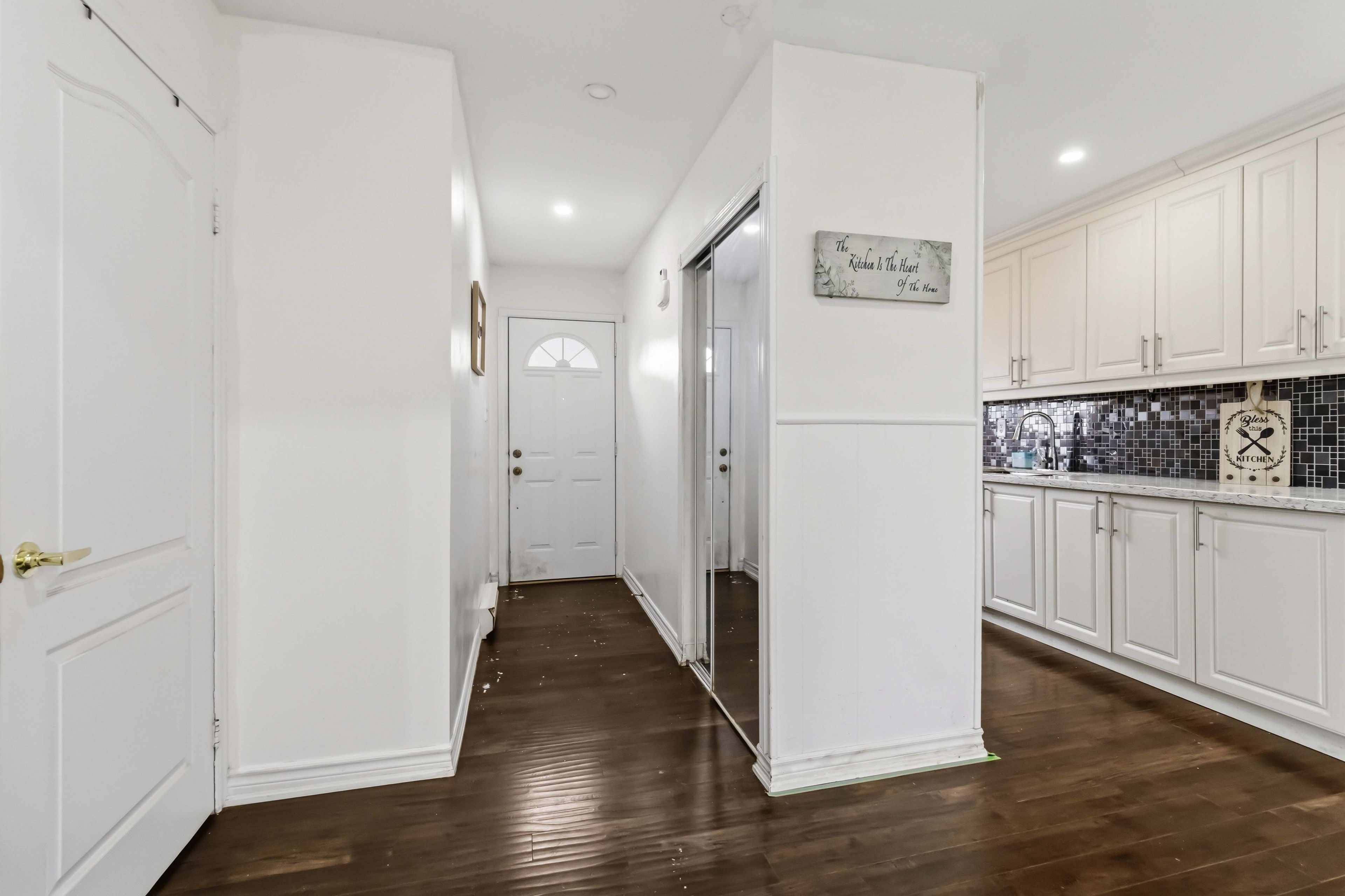 11 Grantbrook Court, Brampton, On L6s 2k8