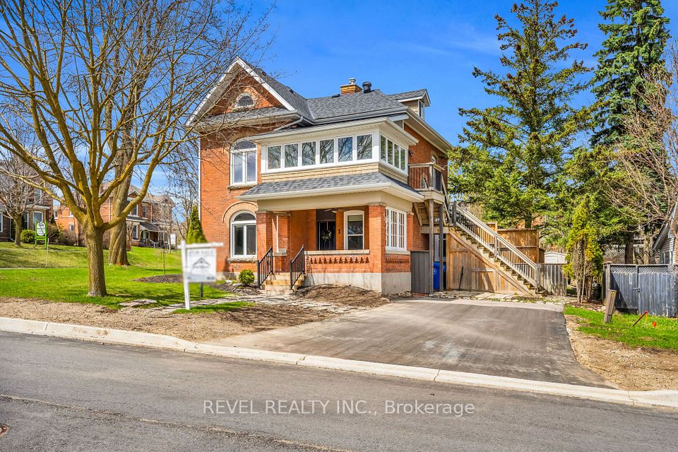 1 Third Avenue, Orangeville, On L9w 1g8