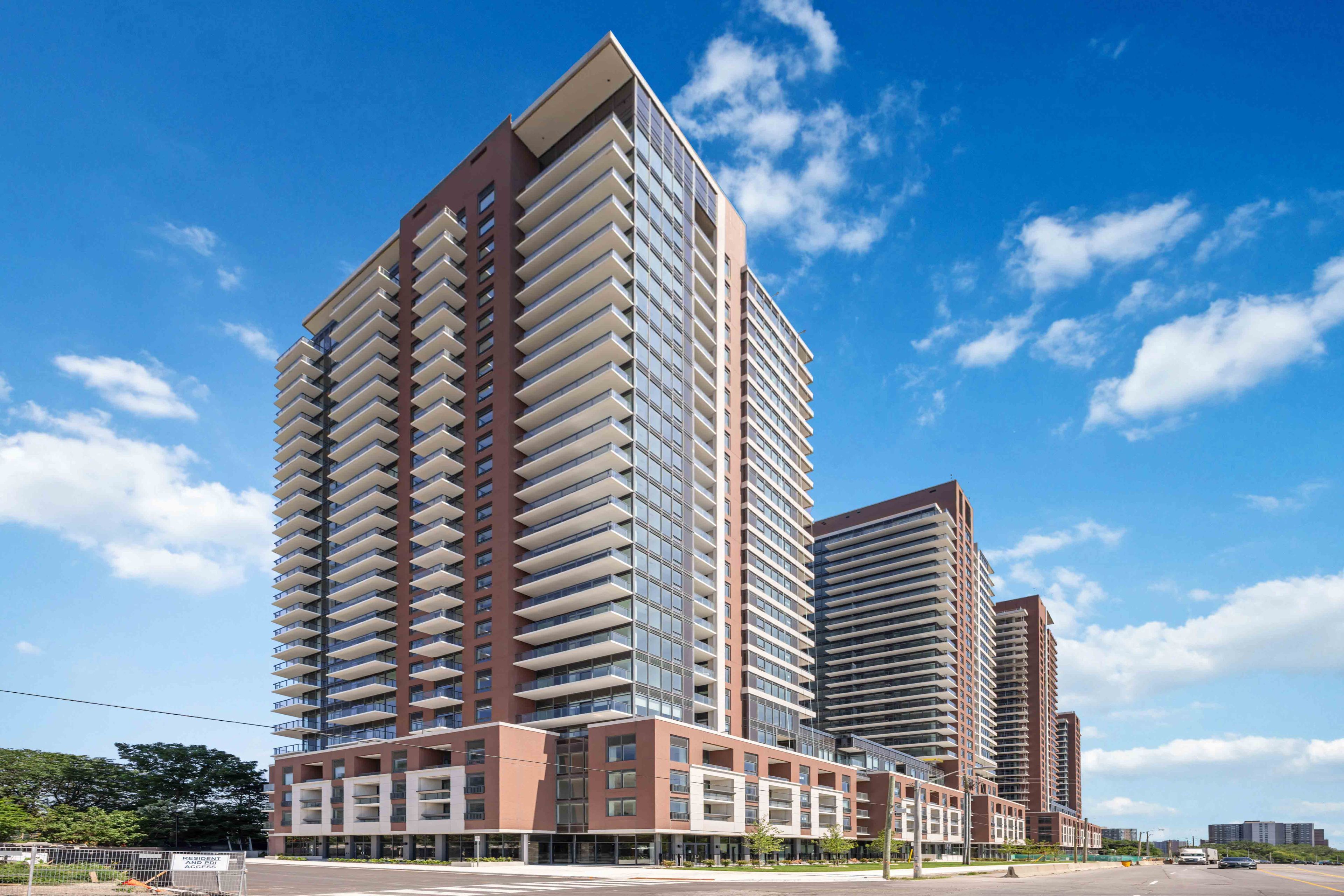 4010 Eglinton Avenue W 2105, Toronto, On M9a 0g5