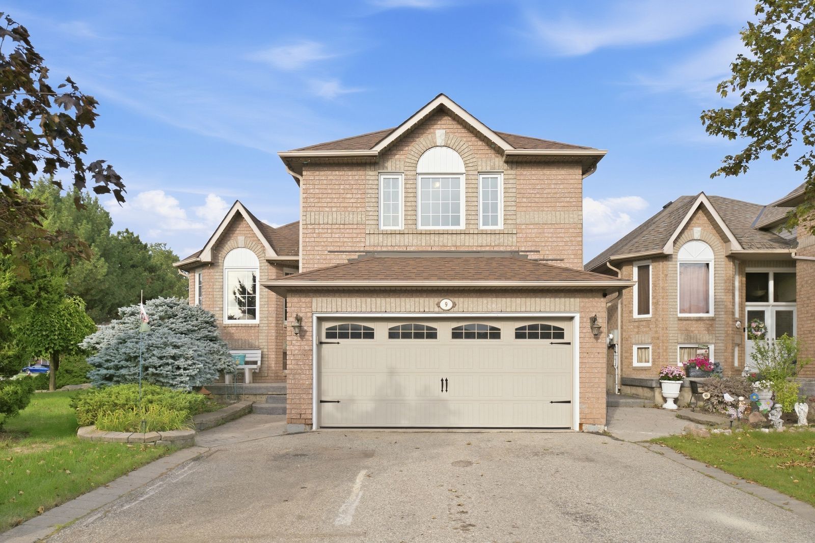 9 Sant Farm Drive, Caledon, On L7e 1t7