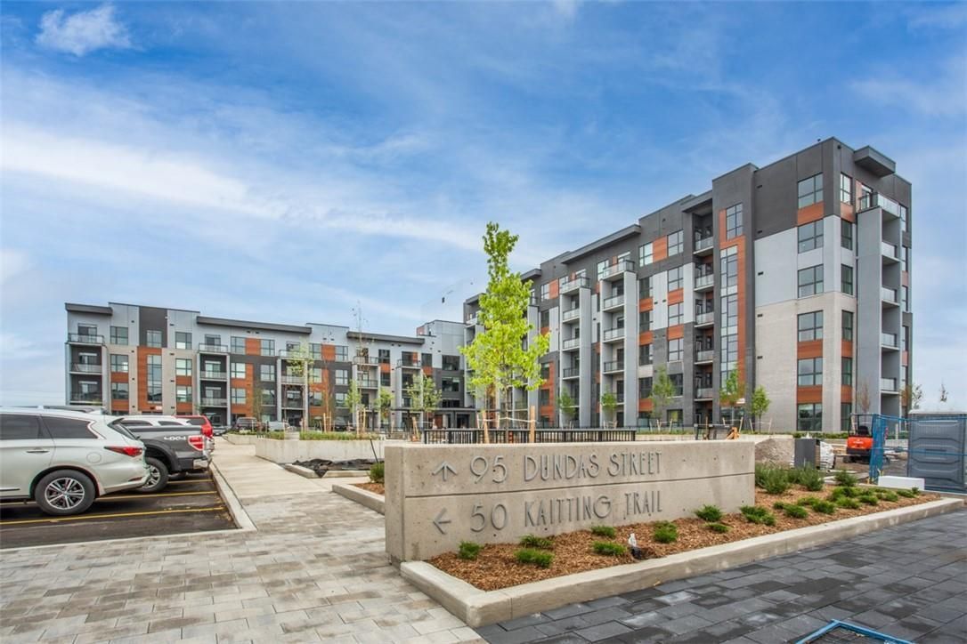95 Dundas Street W 306, Oakville, On L6m 5n4