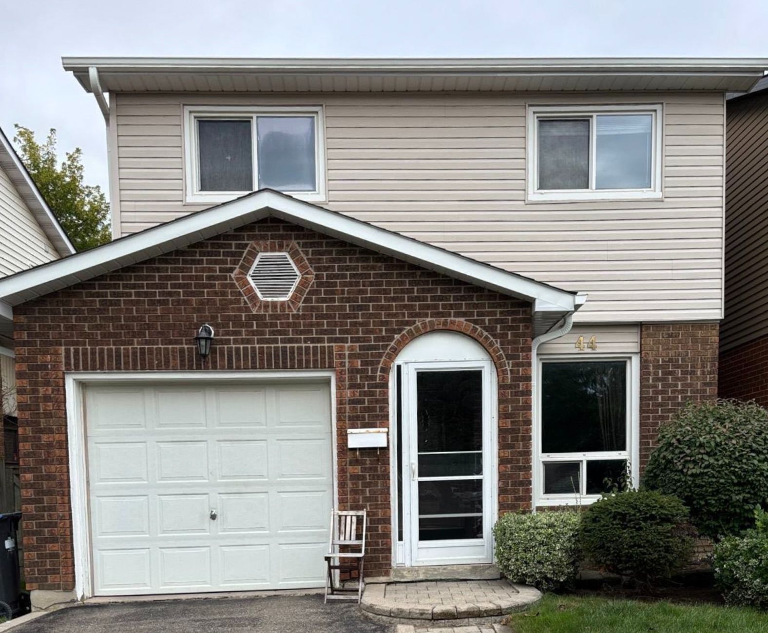 44 Lindridge Avenue, Brampton, On L6s 3x1