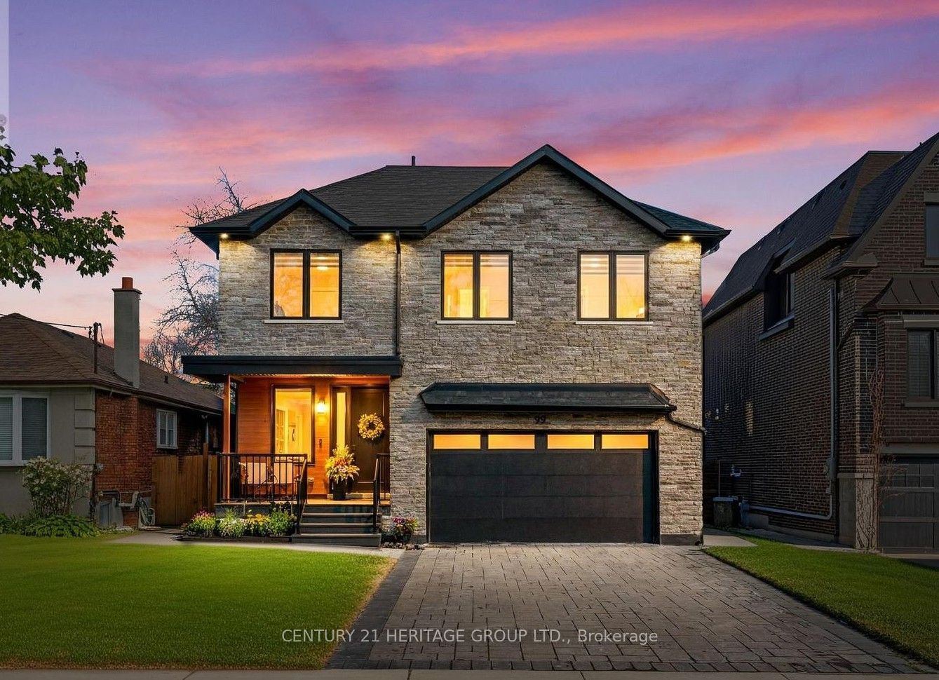 99 Twenty Seventh Street, Toronto, On M8w 2x6