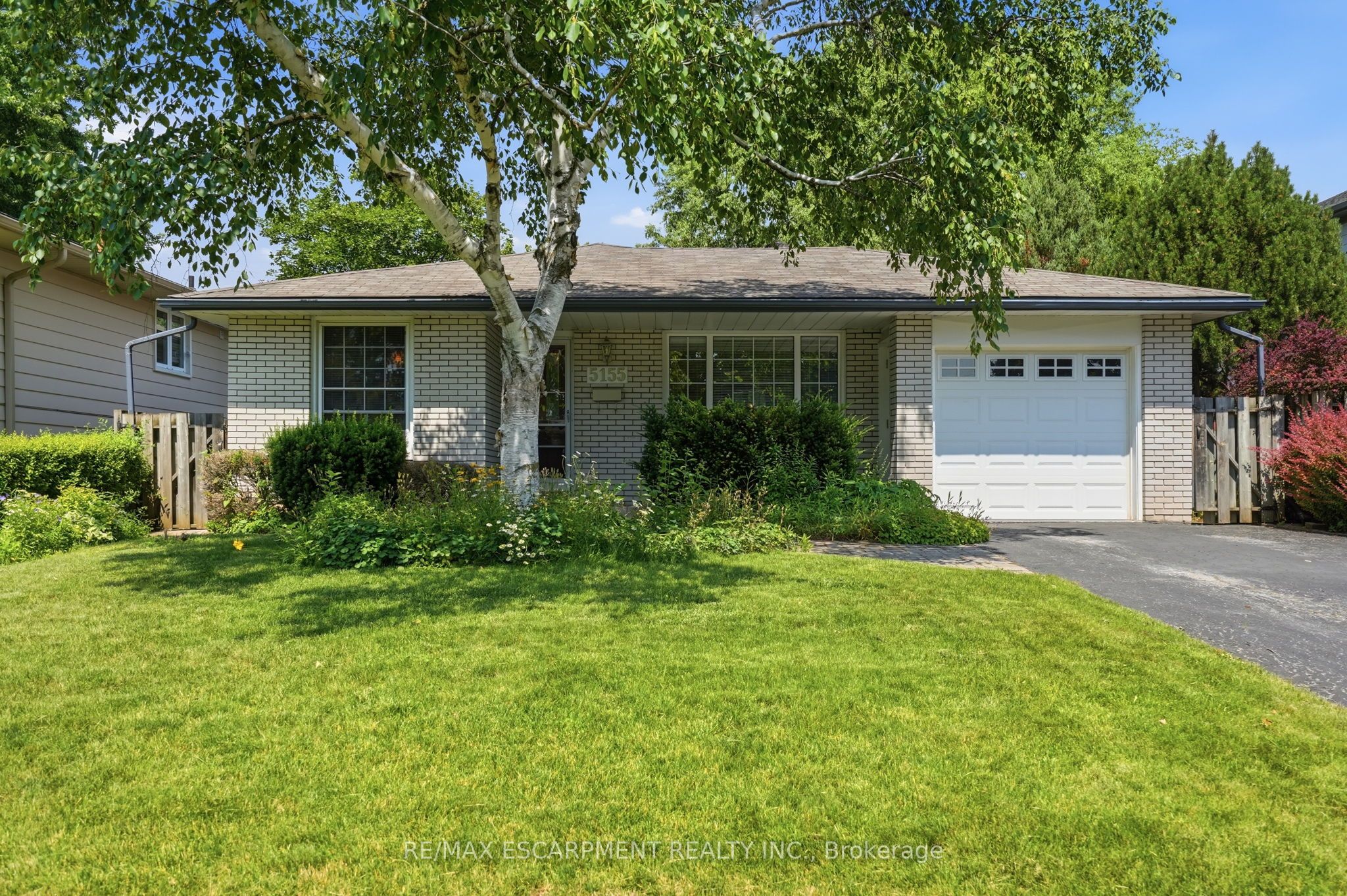 5155 Idlewood Crescent, Burlington, On L7l 3y5