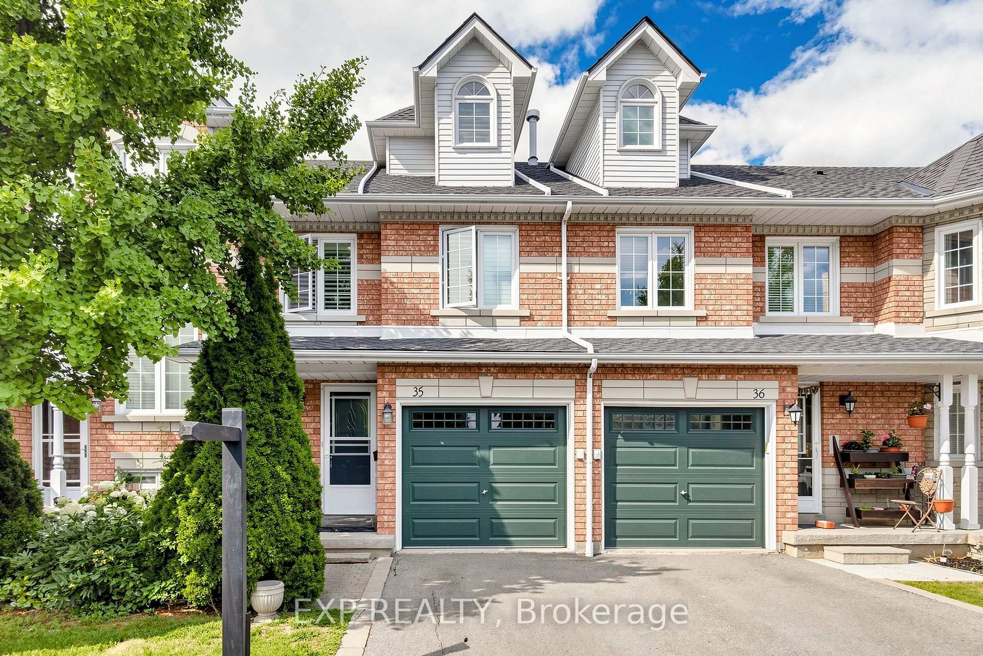 455 Apache Court 35, Mississauga, On L4z 3w8