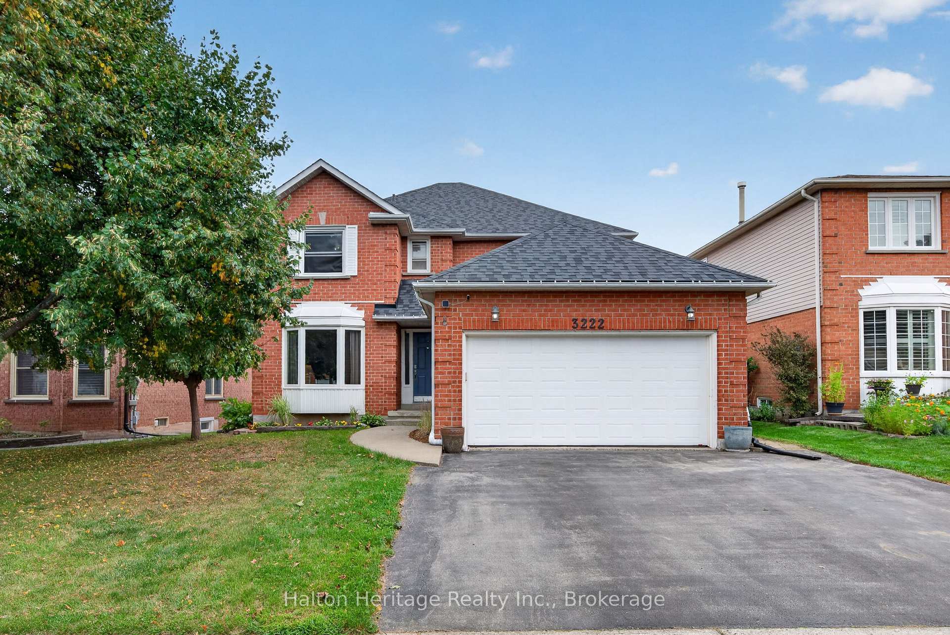 3222 Wentworth Street, Burlington, On L7m 2n4