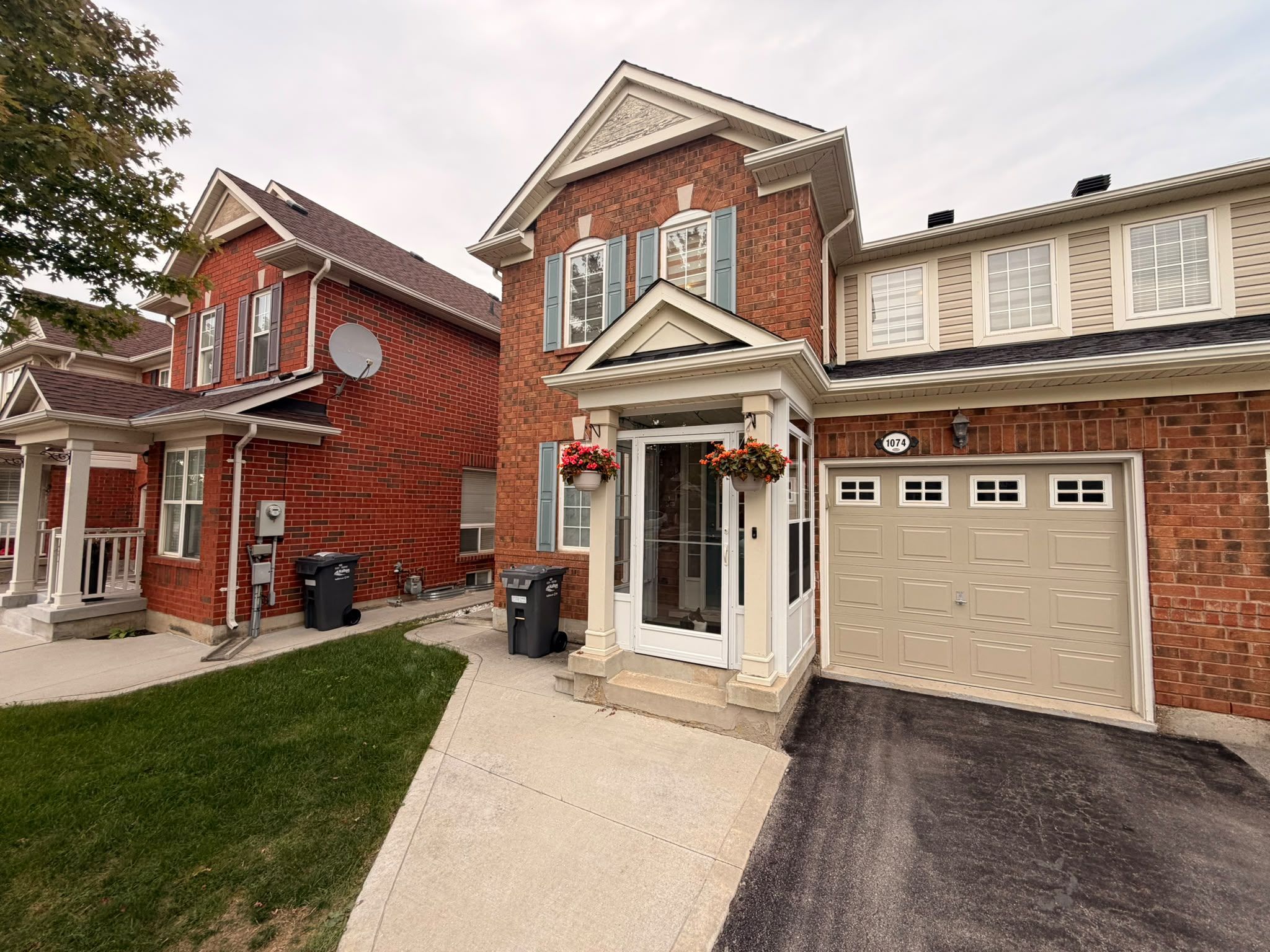 1074 Clark Boulevard, Milton, On L9t 6y5