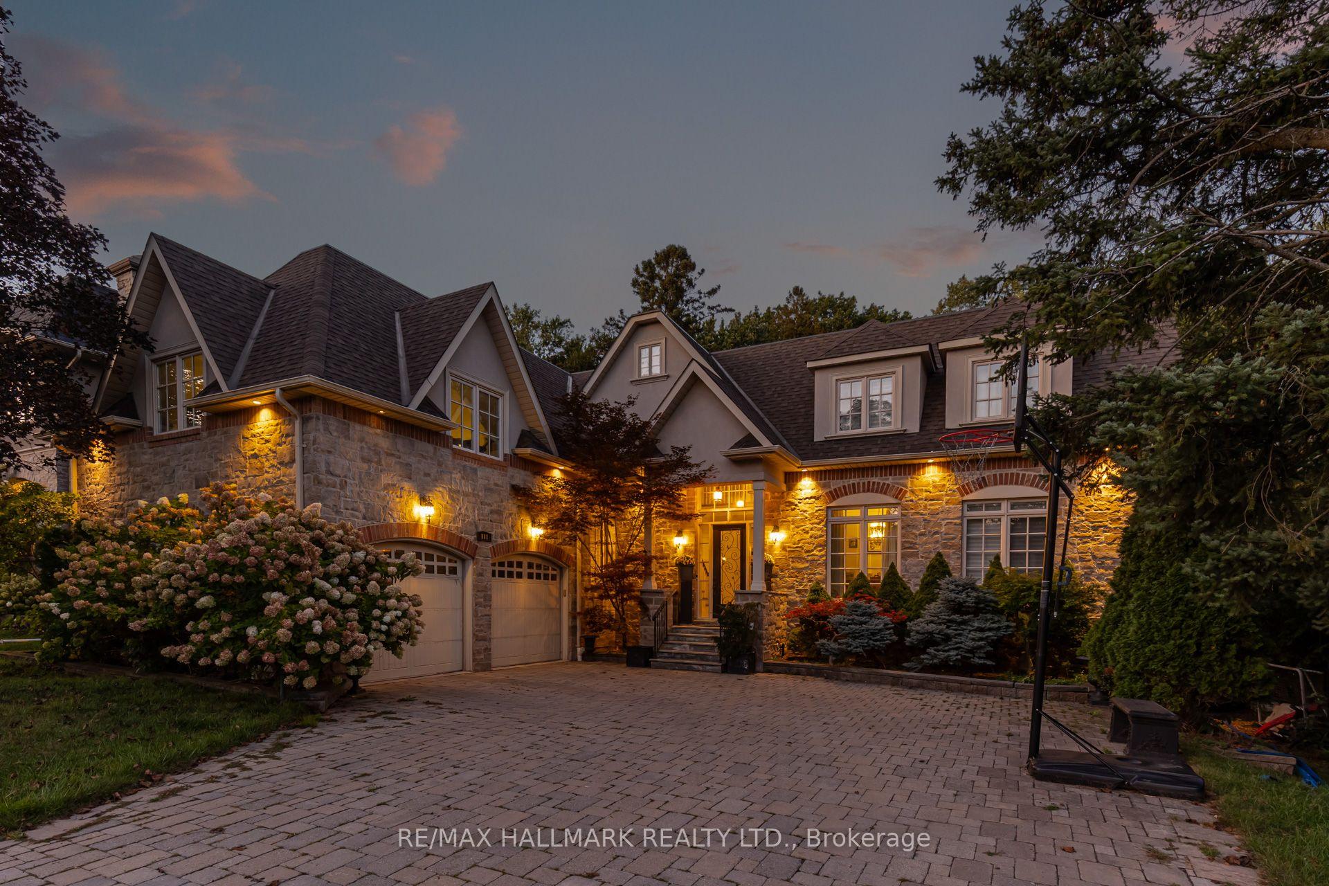 111 Woodhaven Park Drive, Oakville, On L6l 4k4