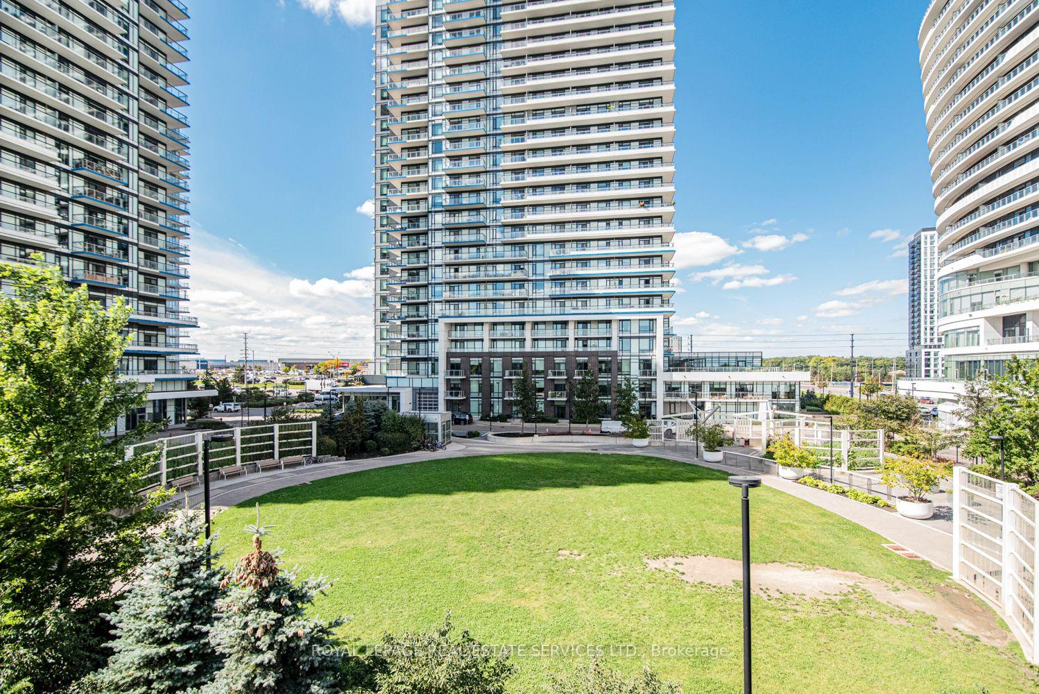 2530 Eglinton Avenue W 17, Mississauga, On L5m 0z5