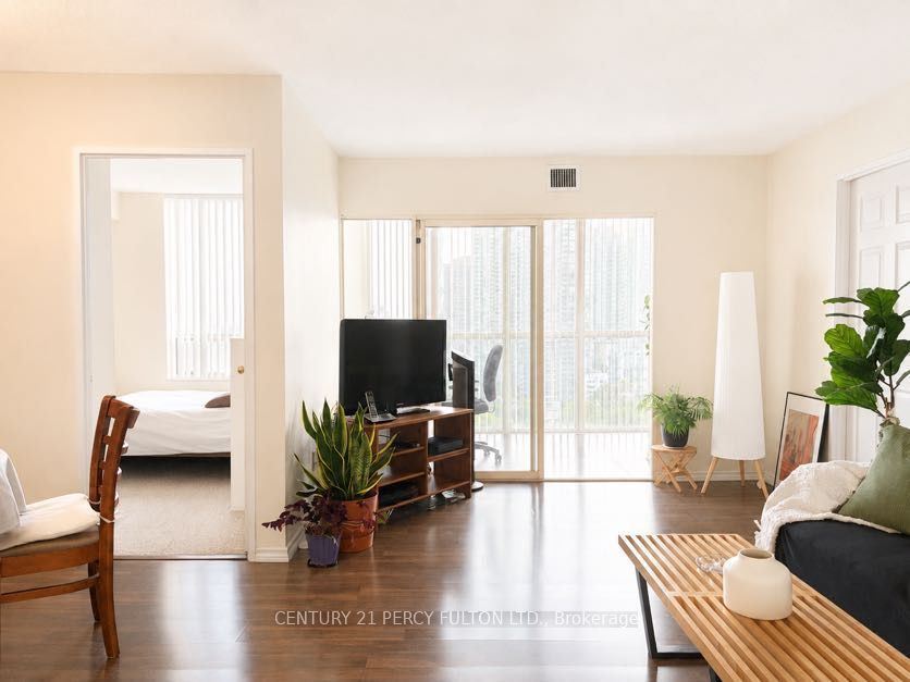 285 Enfield Place 2006, Mississauga, On L5b 3y6