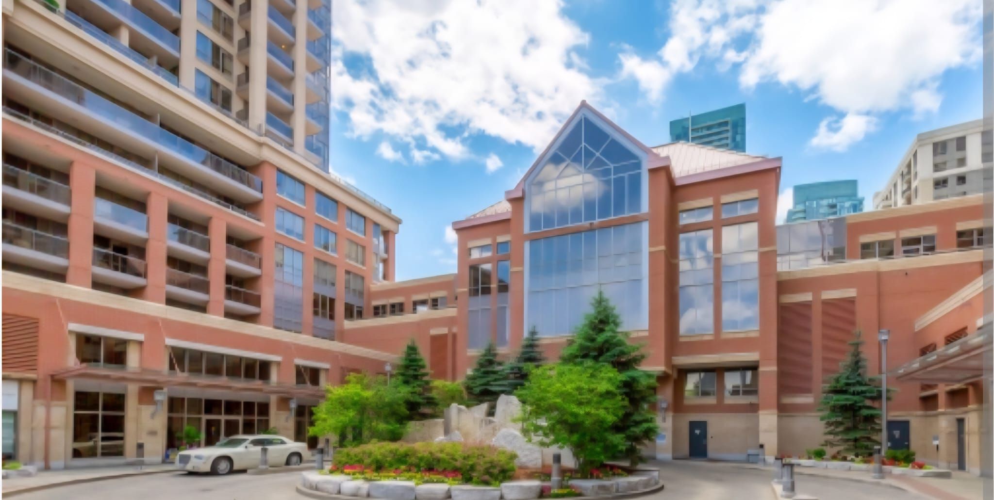 4090 Living Arts Drive 1906, Mississauga, On L5b 4m8