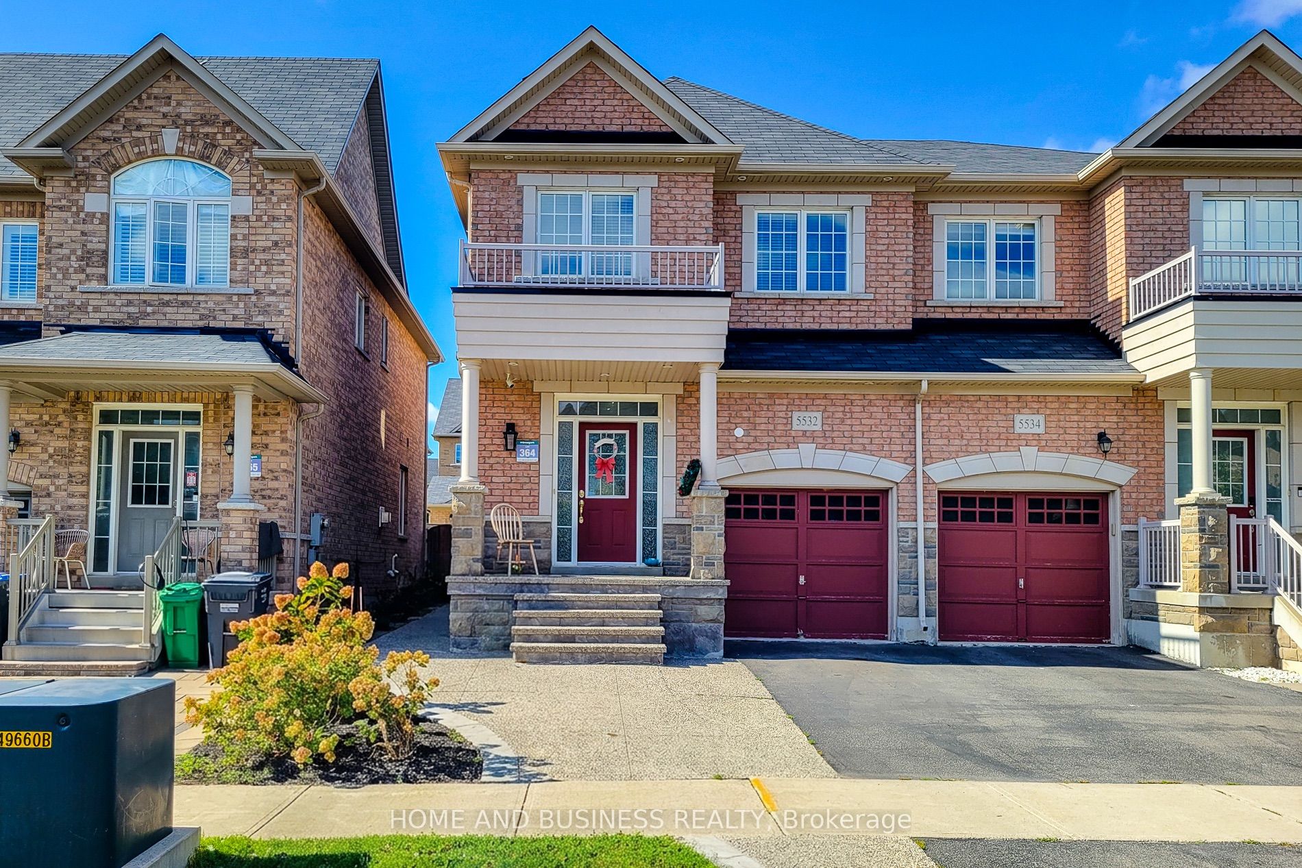 5532 Meadowcrest Avenue, Mississauga, On L5m 0v1