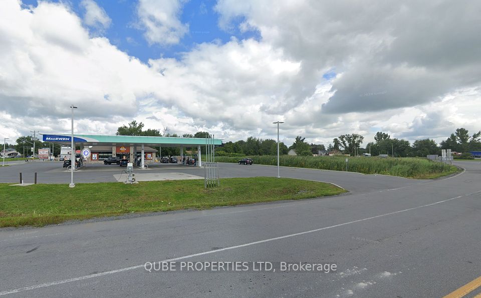 235 Military Road S, South Glengarry, On K0c 1n0