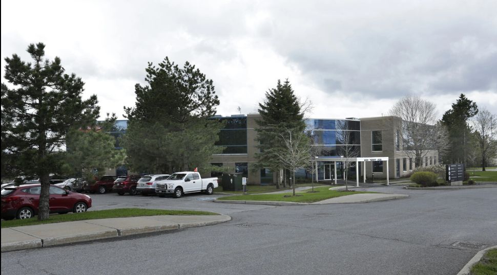 600 Terry Fox Drive 100, Kanata, On K2l 4b6
