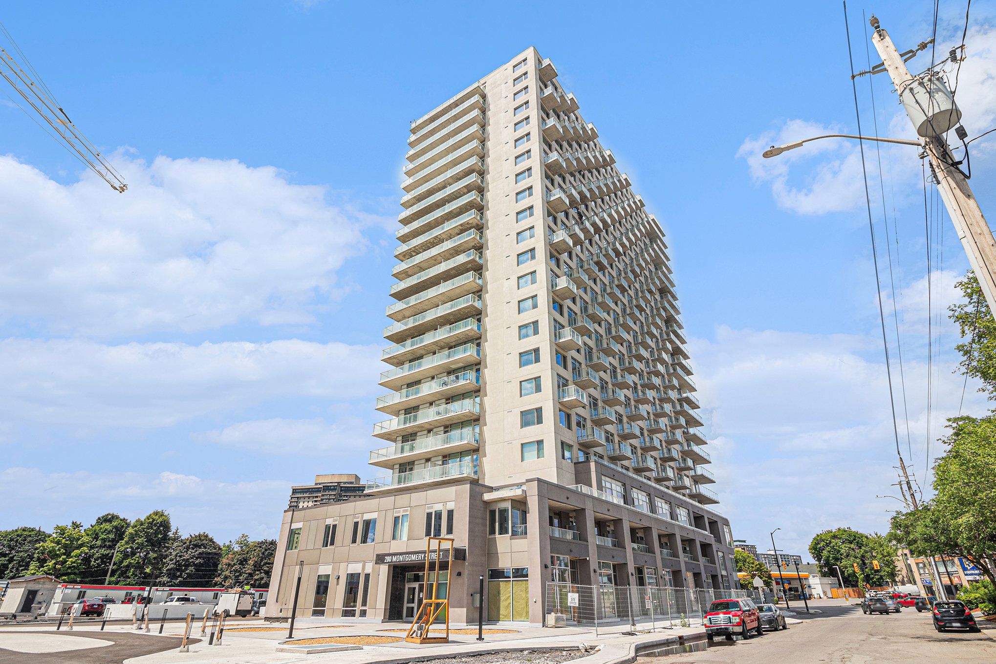 280 Montgomery Street 2203, Vanier And Kingsview Park, On K1l 0b9