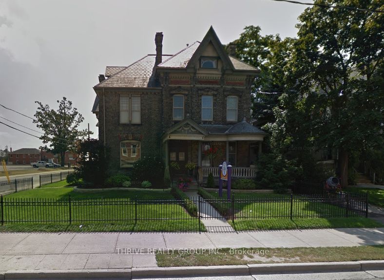 869 Dundas Street 2, London East, On N5w 2z7