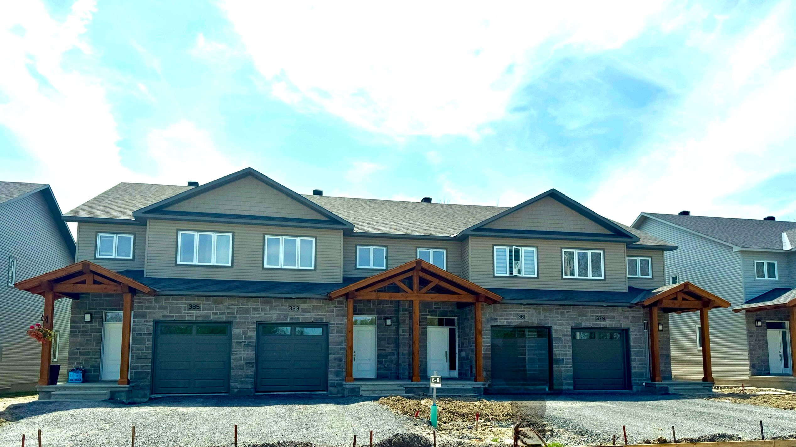 351 Voyageur Place, Russell, On K0a 1w0