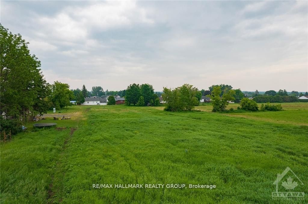 3748 Champlain Street 4, Clarence-Rockland, On K0a 1e0