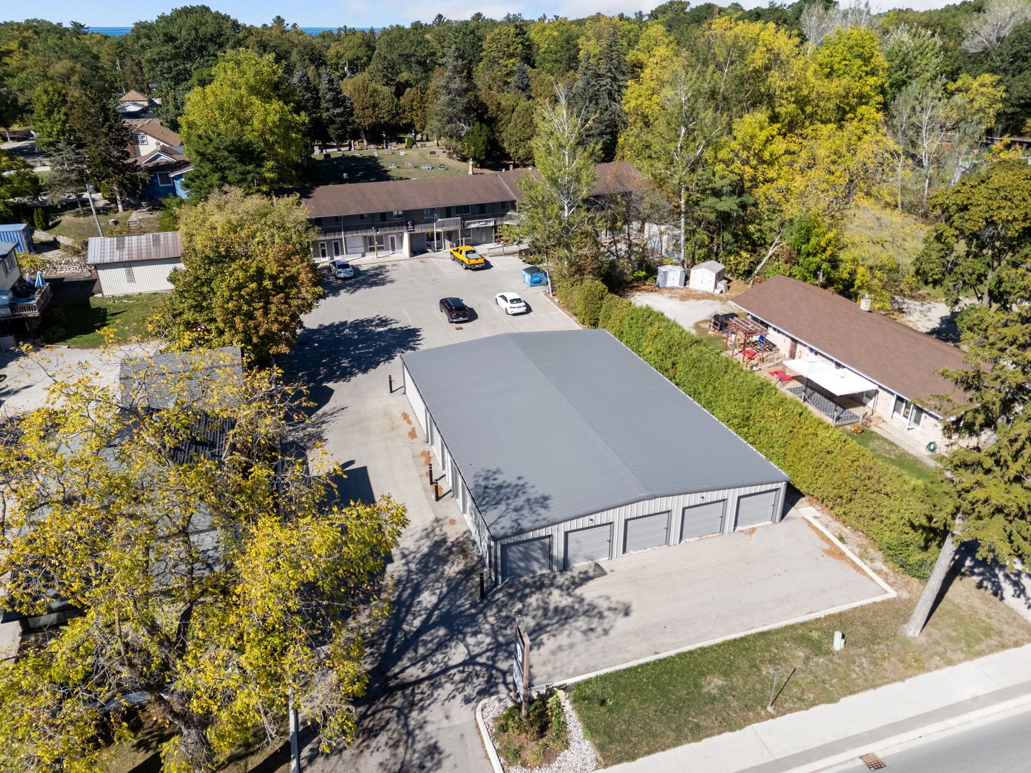 47 Ontario Street N, Lambton Shores, On N0m 1t0