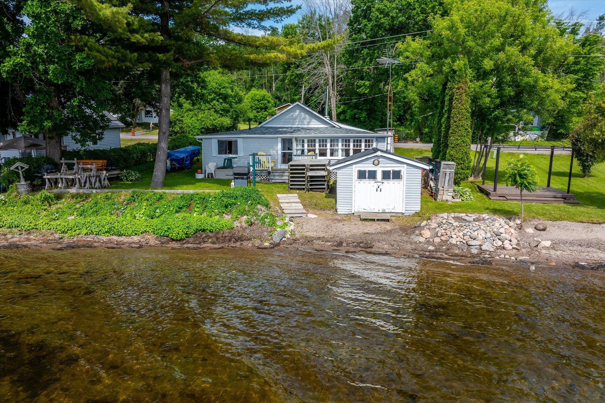 221 Paudash Street, Hiawatha First Nation, On K0l 2g0