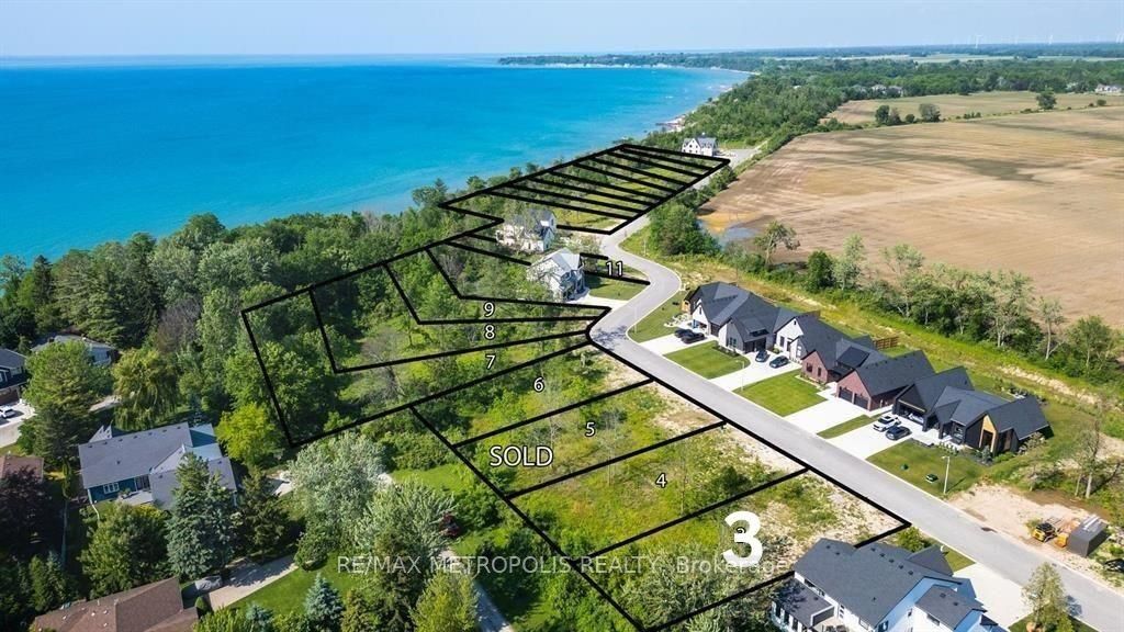 7011 Blue Coast Heights, Plympton-Wyoming, On N0n 1e0