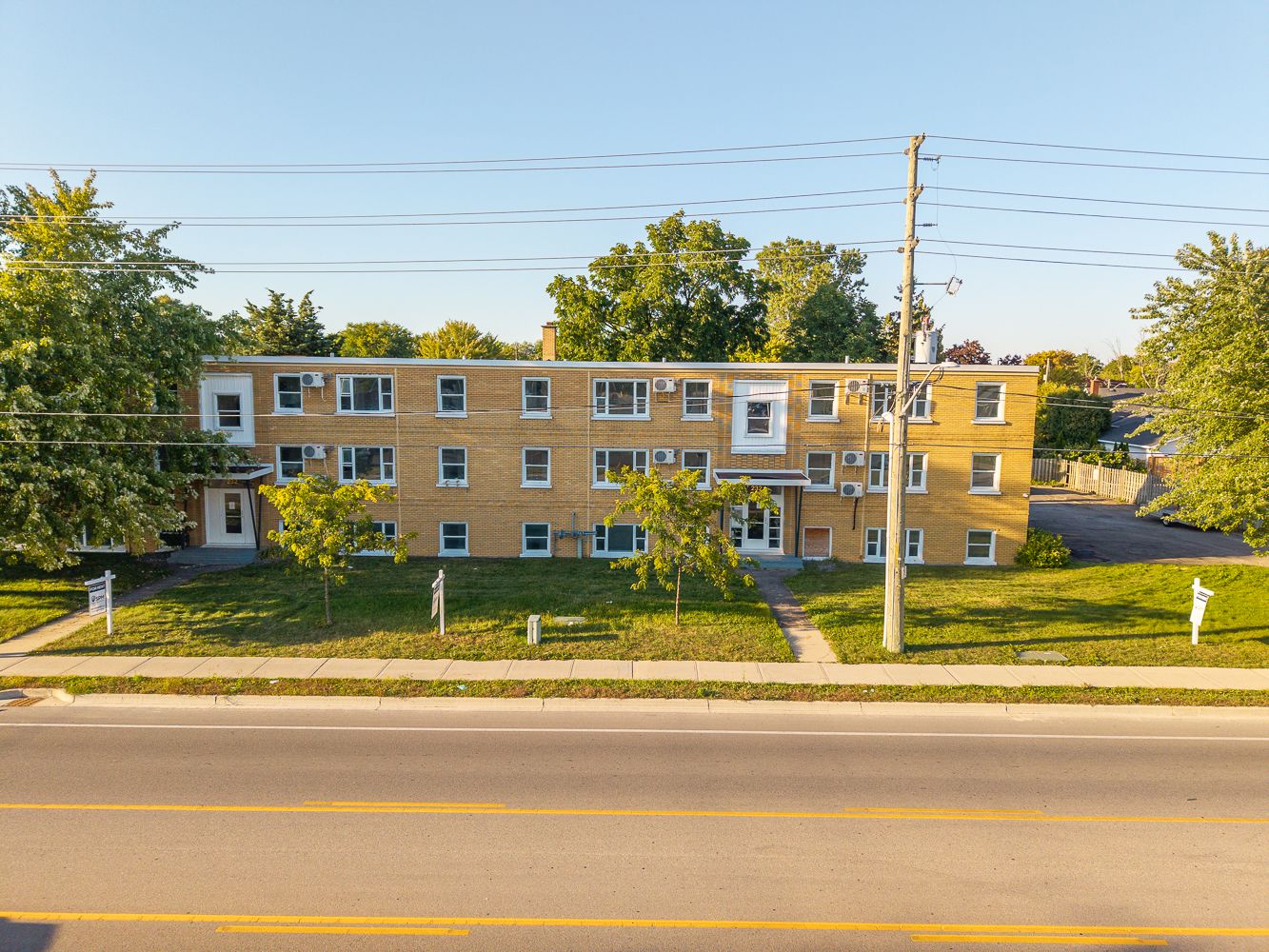 232 Elm Street 5, St. Thomas, On N5r 1j5