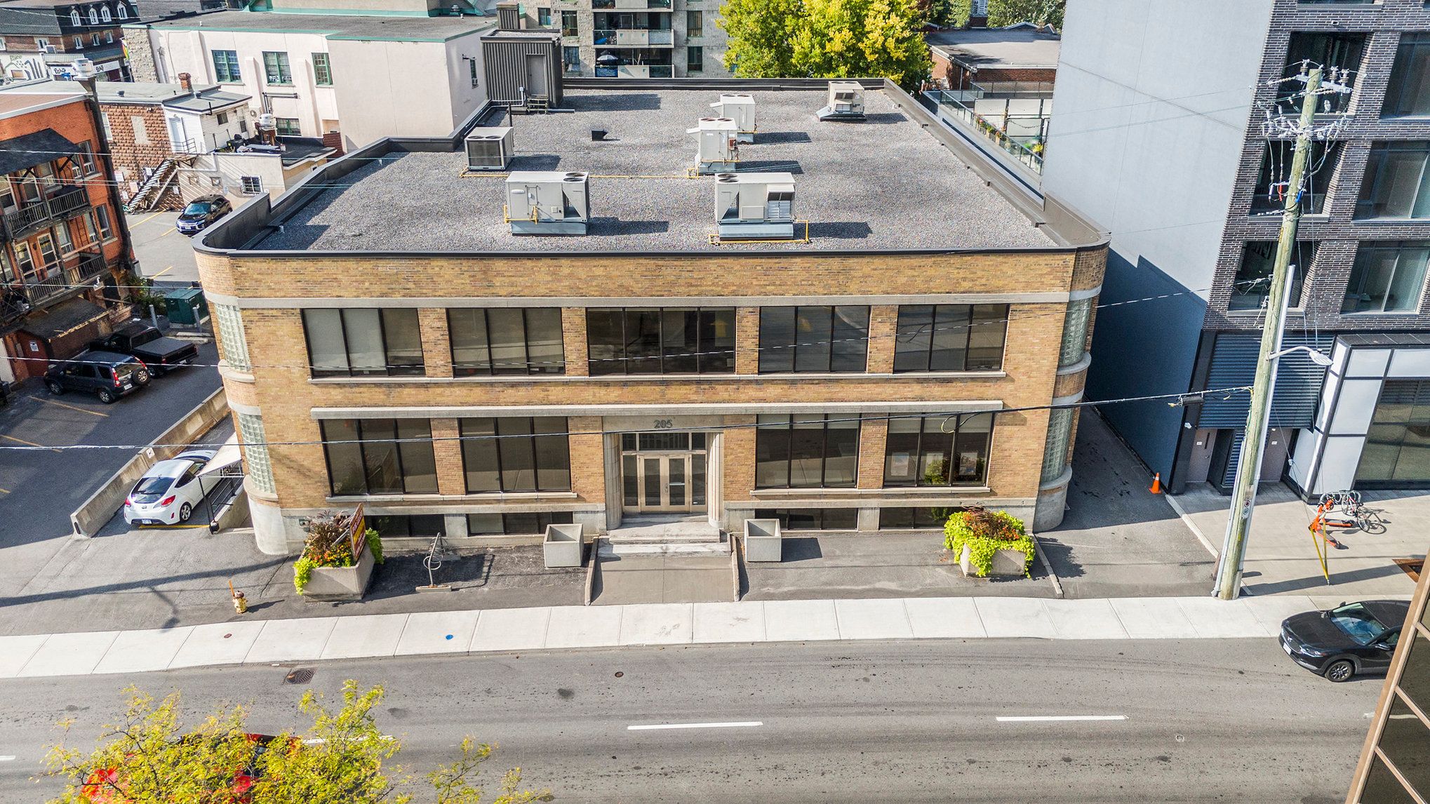 205 Catherine Street, Ottawa Centre, On K2p 1c3
