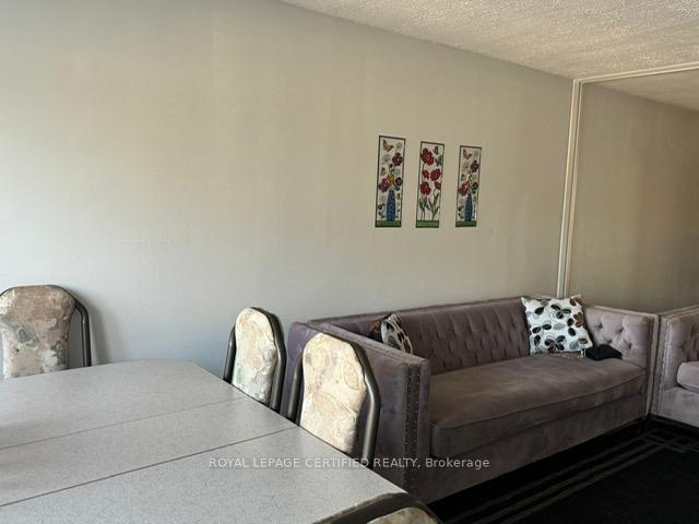 1357 Main Street E, Hamilton, On L8k 1b6