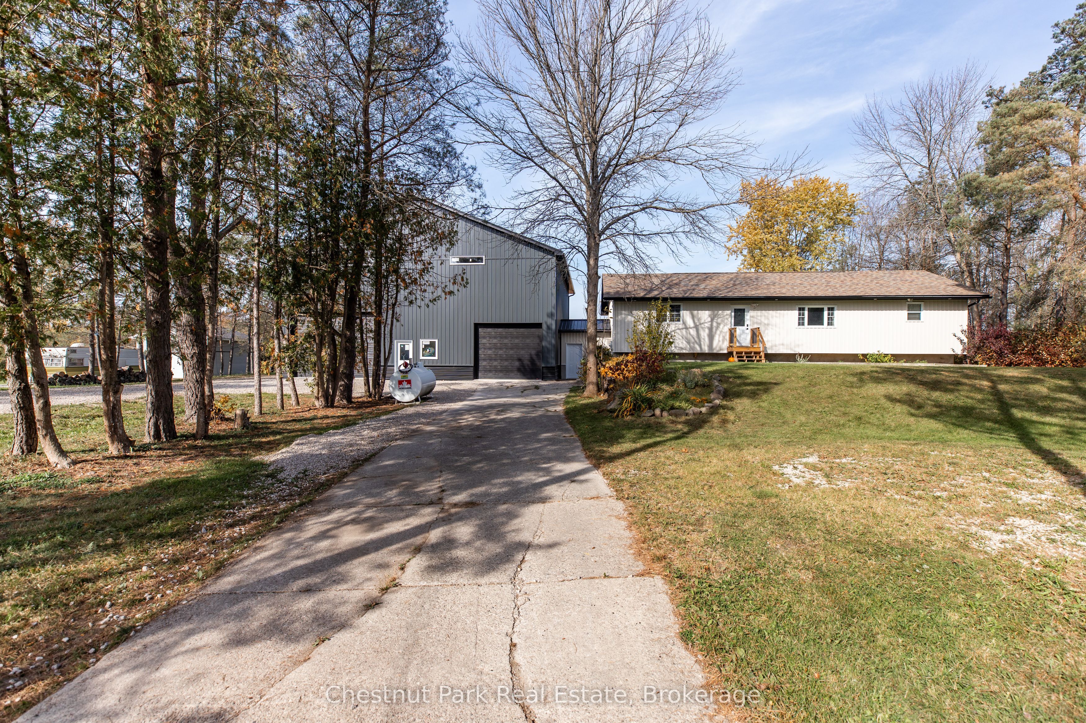 9 Maple Drive, Northern Bruce Peninsula, On N0h 1z0