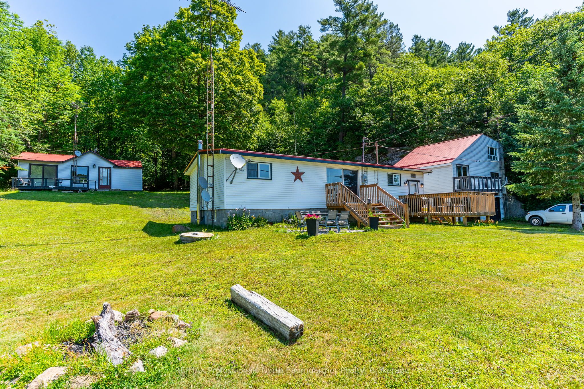 18830 Hwy 35, Algonquin Highlands, On K0m 1j2