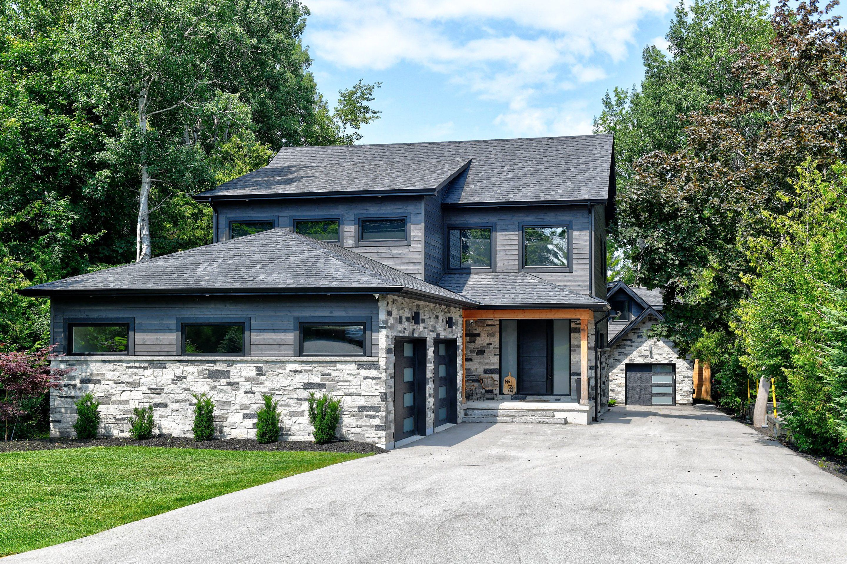 74 Arthur Street E, Blue Mountains, On N0h 2p0