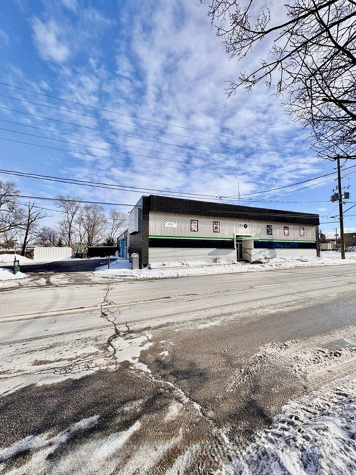 66 William Street N, Kawartha Lakes, On K9v 4a2
