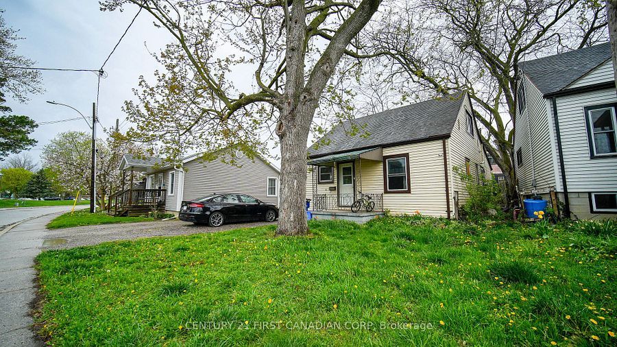 19 Montgomery Drive, Chatham-Kent, On N8a 1p2