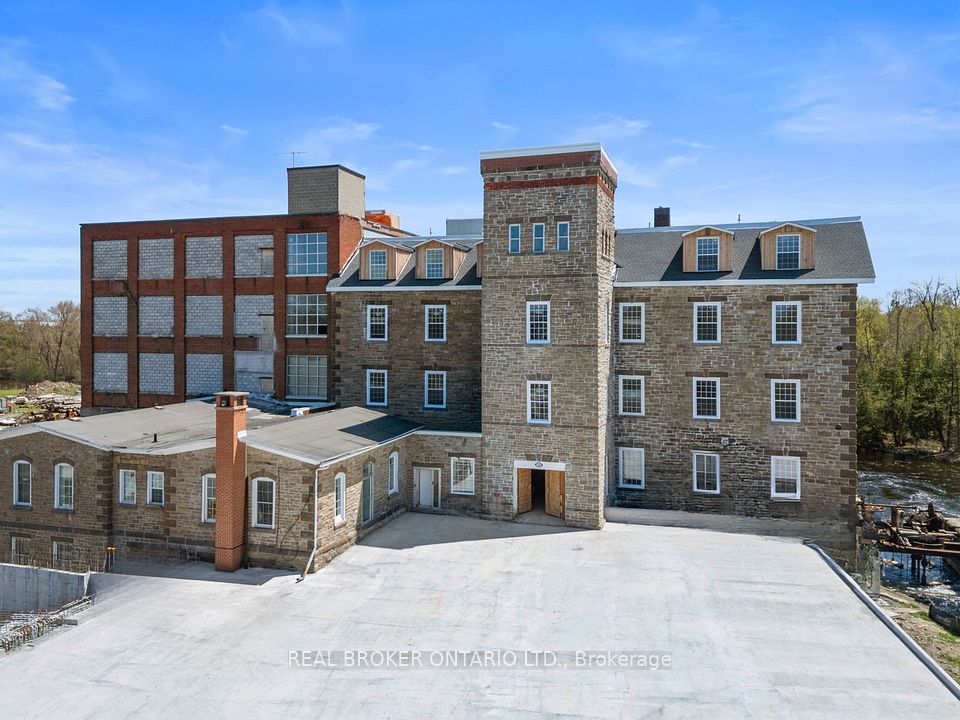 150 Mill Street 007, Carleton Place, On K7c 1t4