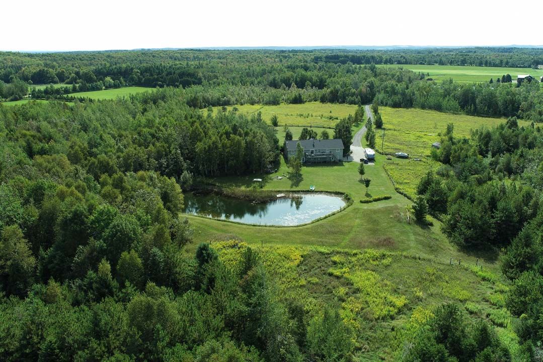 387091 20th Side Road, Mono, On L9w 6v5
