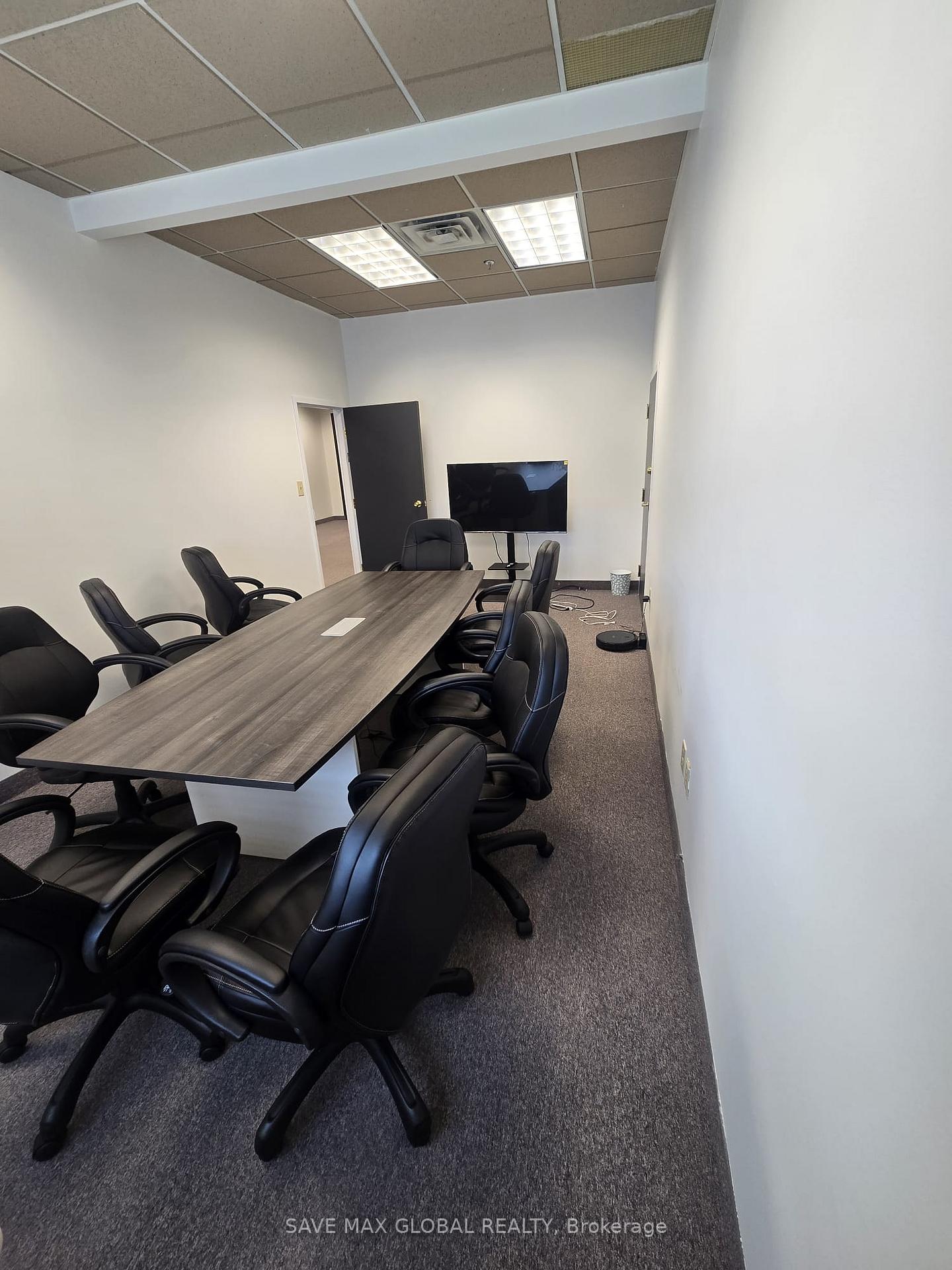 1601 River Road E 302, Kitchener, On N2a 3y4