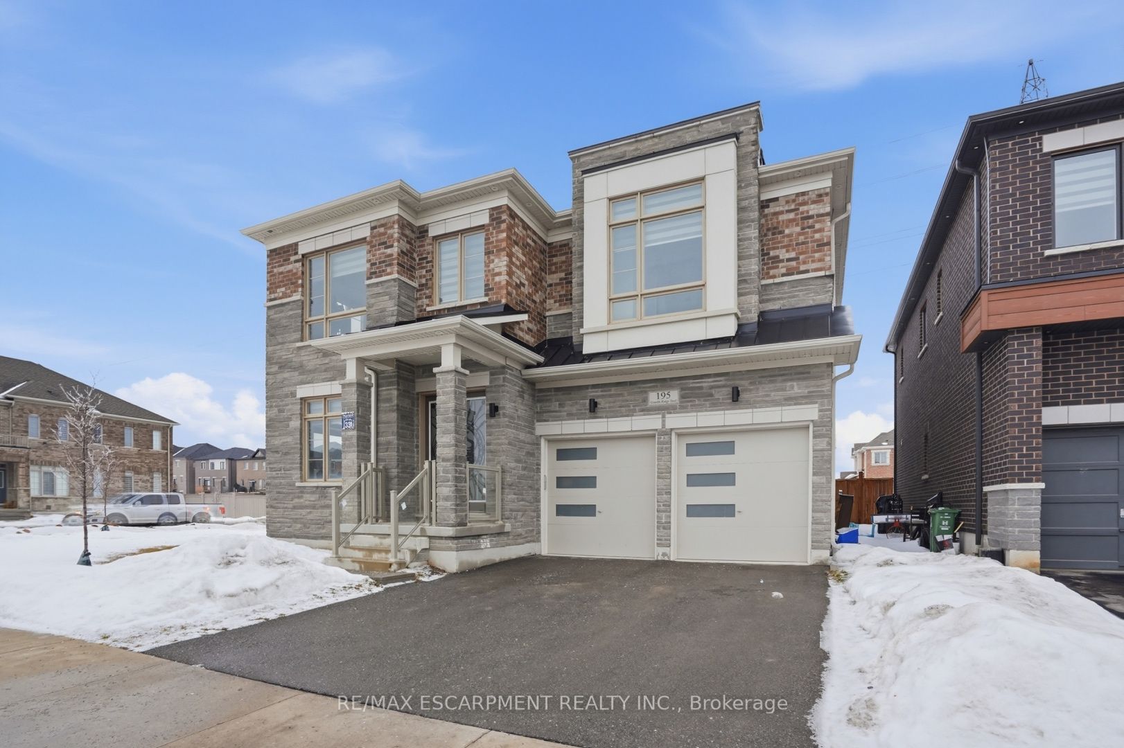 195 Granite Ridge Trail, Hamilton, On L8b 1z1