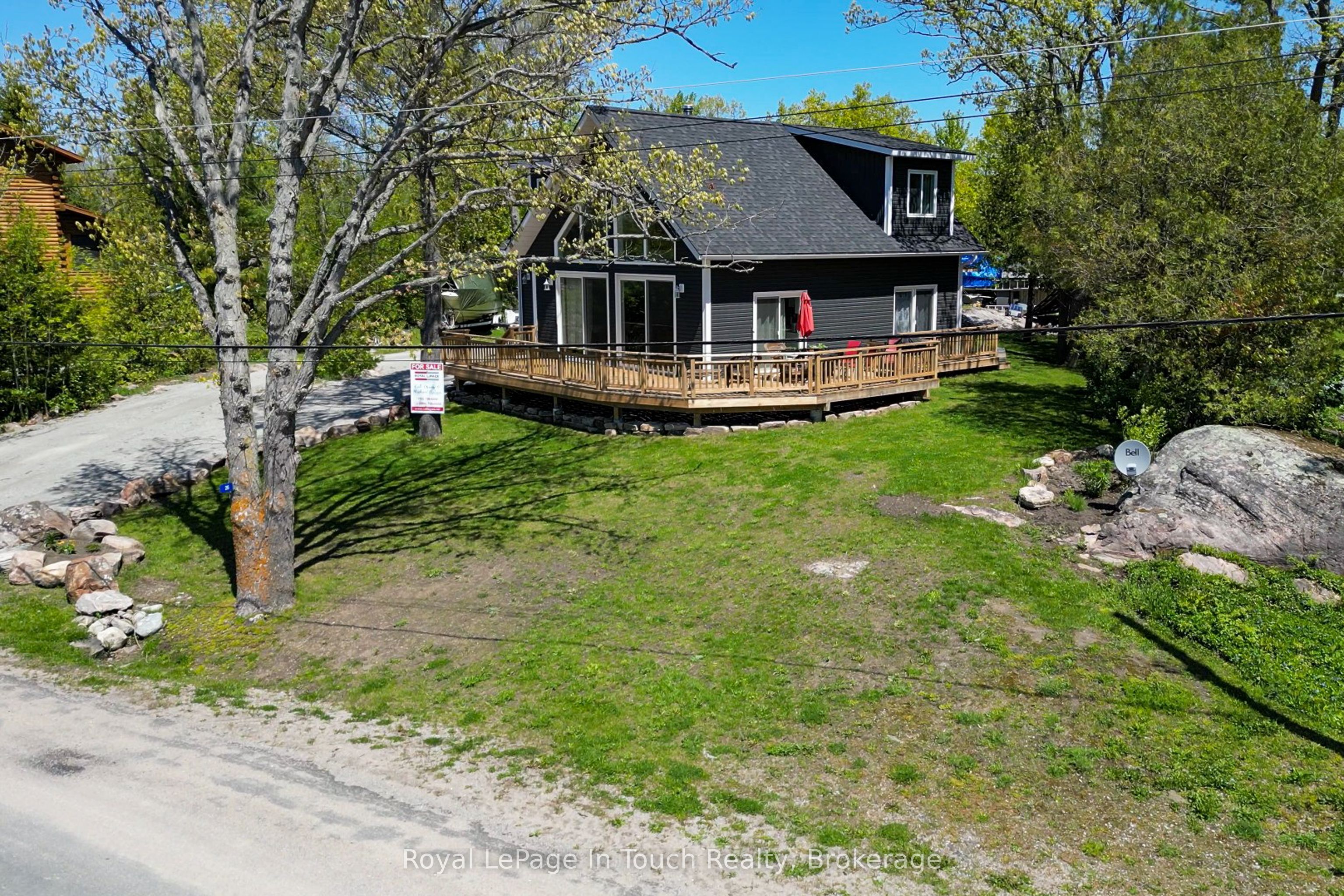 26 Macey Bay Road, Georgian Bay, On L0k 1s0