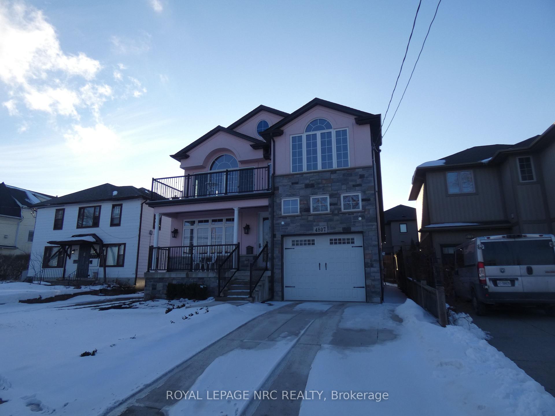 4807 Zimmerman Avenue, Niagara Falls, On L2e 3n1