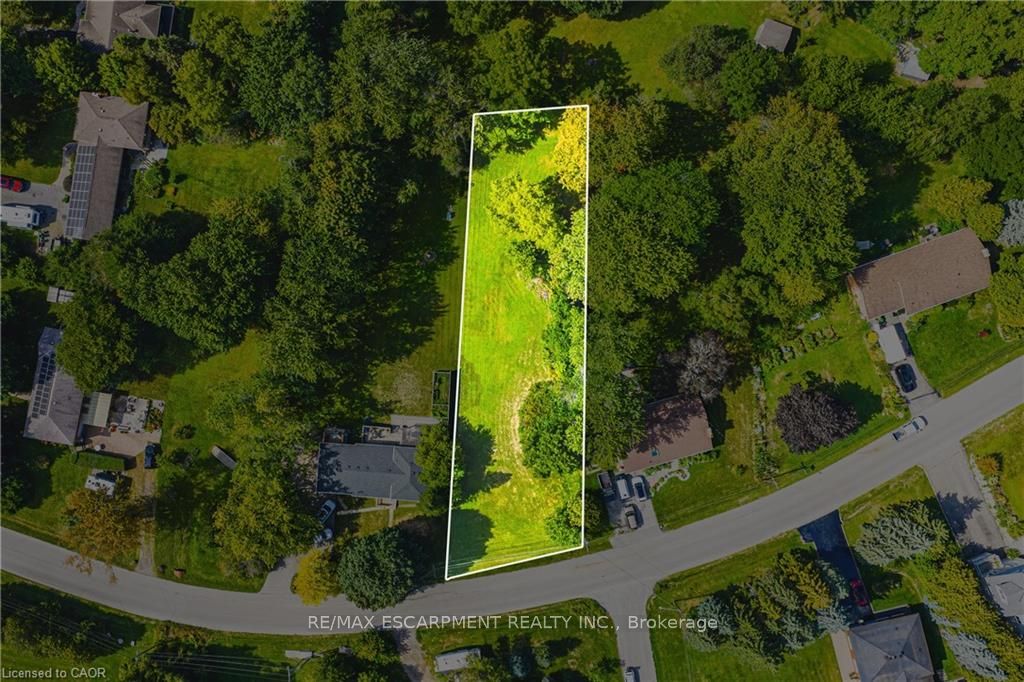 24 Rosebough Street, Hamilton, On L9h 5c5