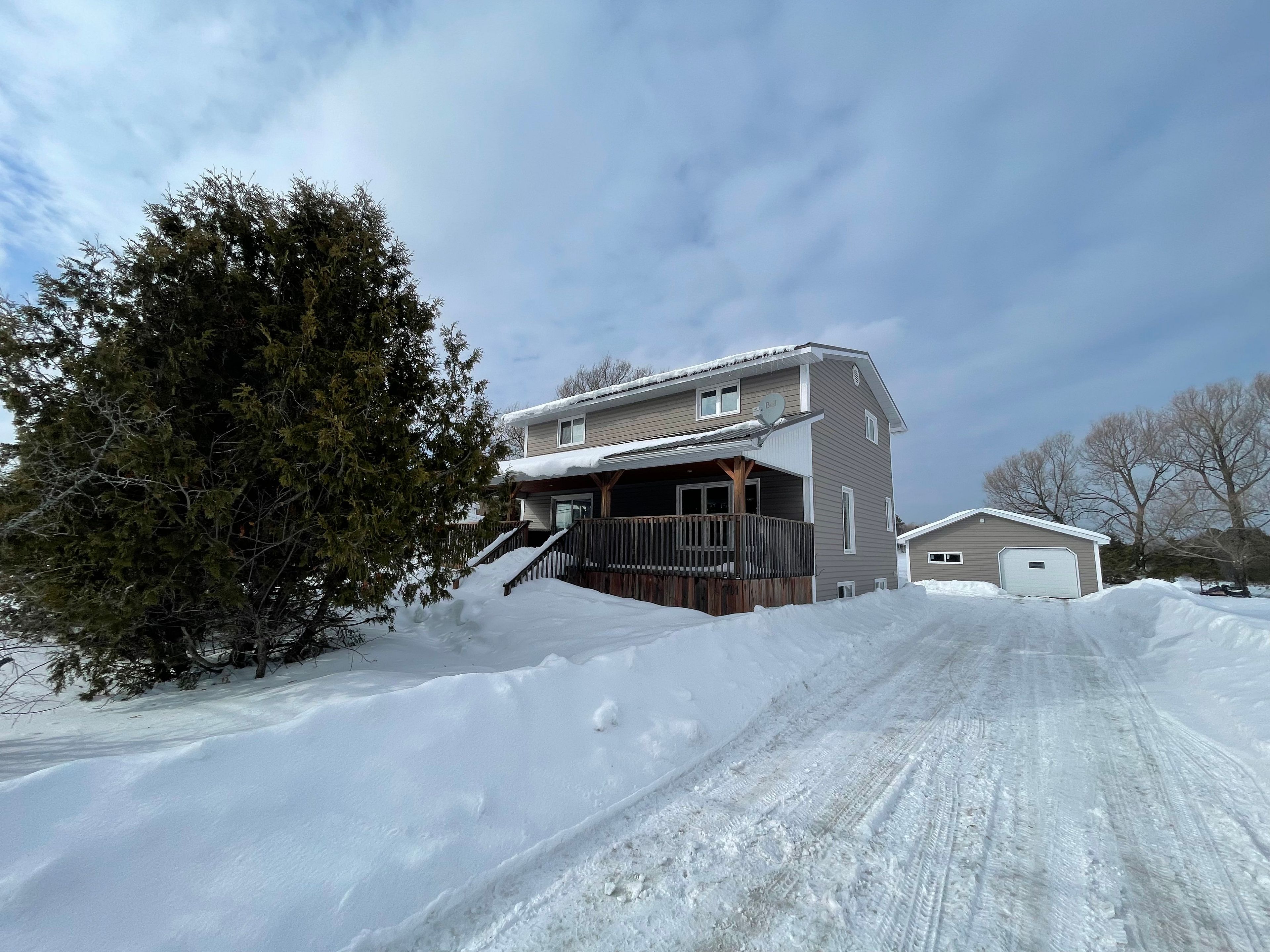 701 Highway 64, French River, On P0m 1a0
