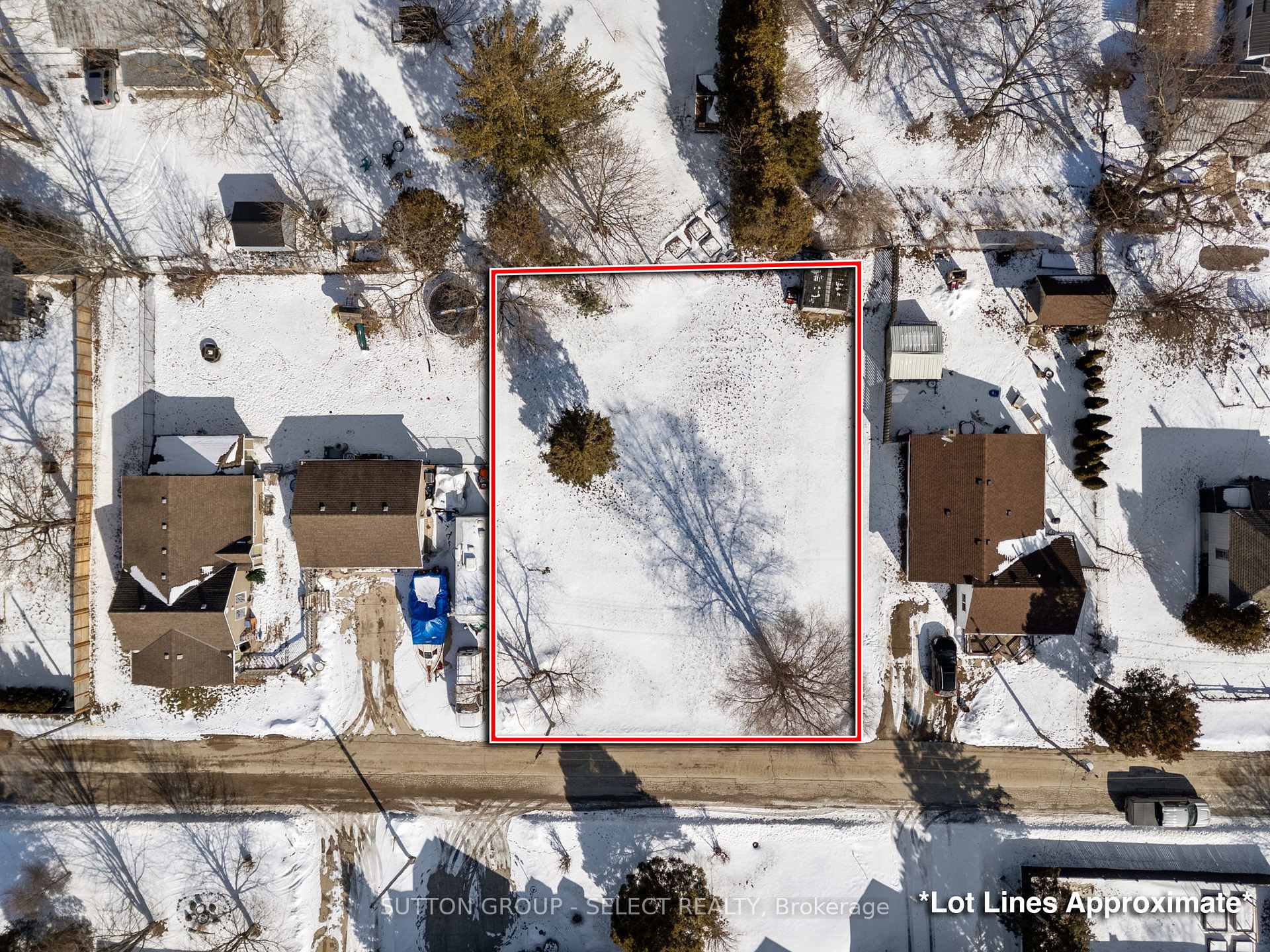 3910 Park Street, Plympton-Wyoming, On N0n 1e0