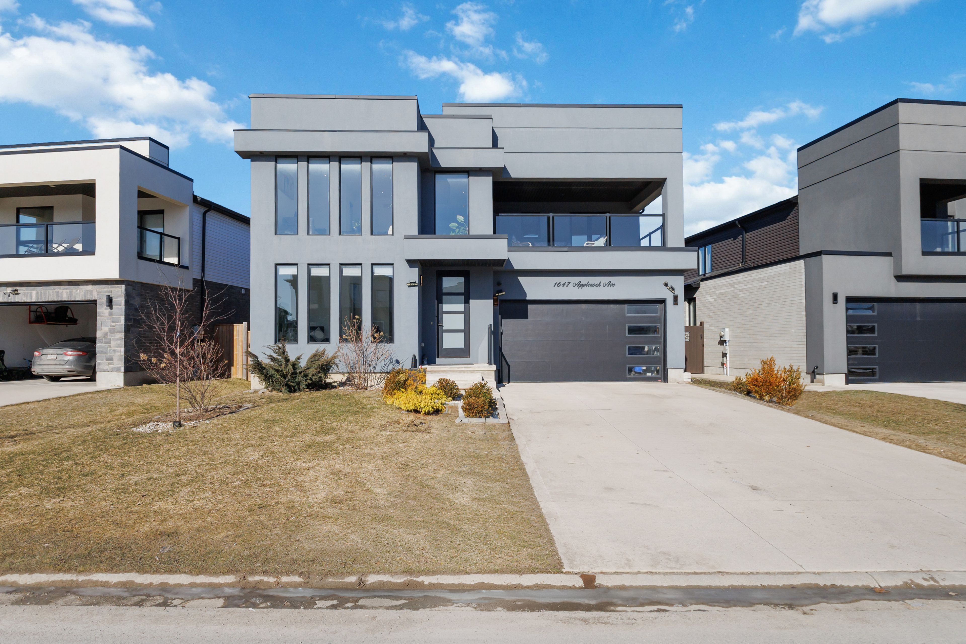 1647 Applerock Avenue, London North, On N6g 0x6