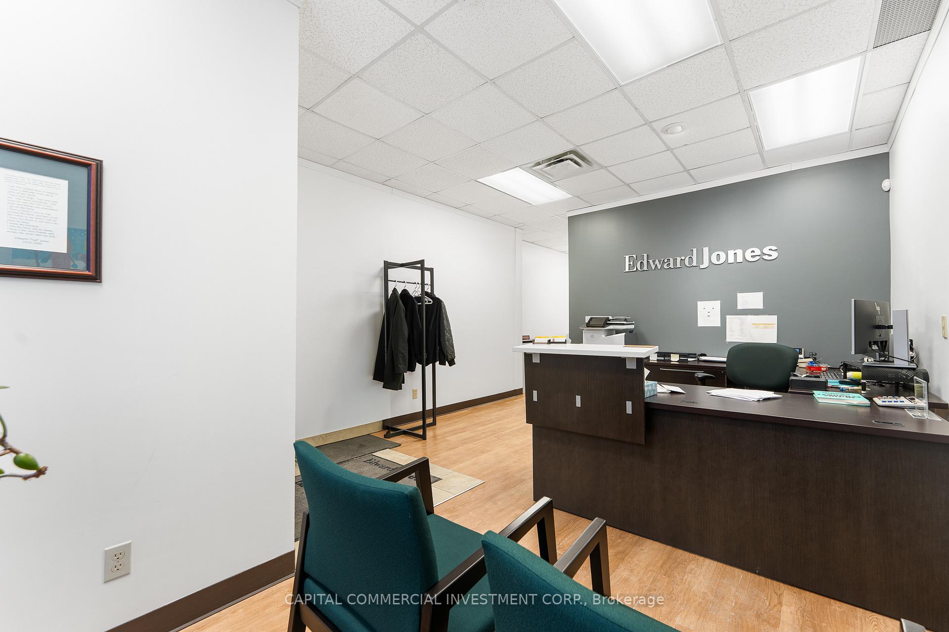 266 Beechwood Avenue, Vanier And Kingsview Park, On K1l 8a6