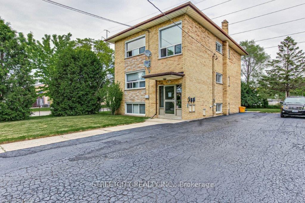 394 Thiel Street, London East, On N5w 4p8
