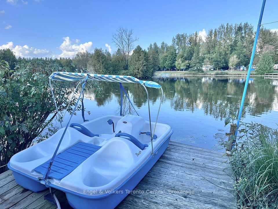 7489 Sideroad 5 E B6, Wellington North, On N0g 2l0